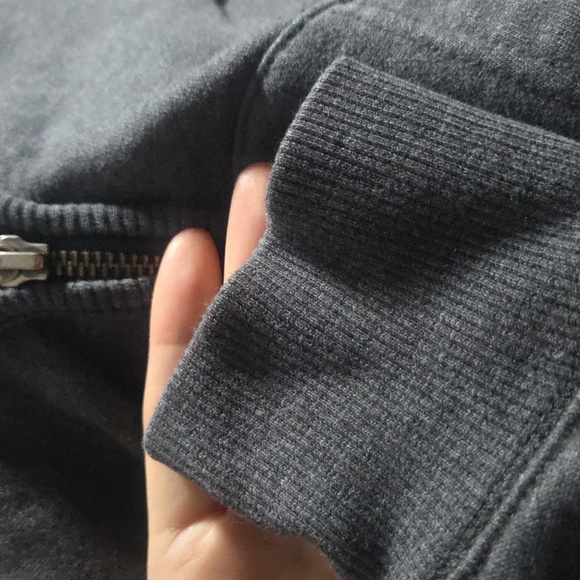 Grey Fila zip jacket - Picture 8 of 8